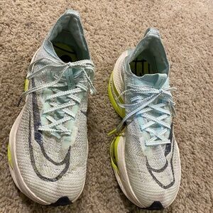 Nike Women’s Air Zoom Alphafly Next% 2 Atomknit Sneakers Teal Size 8 Athletic
